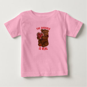 寄り添い実在は熊とハート ベビーTシャツ