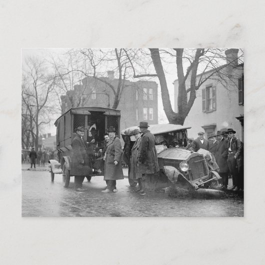 密造酒販売者の事故車 (1922) ポストカード (正面)