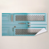 密閉ティール（緑がかった色）フランスの扉 バスタオル (バスタオル)