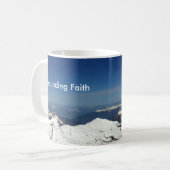 富む信頼のマグ山 コーヒーマグカップ (正面左)