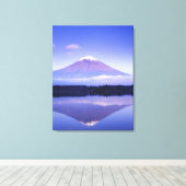 富士山とレンズ雲、 本栖湖、 キャンバスプリント (インサイチュ (ウッドフロア))
