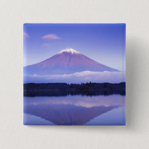 富士山とレンズ雲、 本栖湖、 缶バッジ