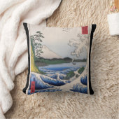 富士山は1800's頃水から見ました クッション (ブランケット)