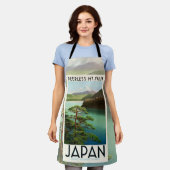 富士山日本旅行ポスターヴィンテージアート エプロン (着用した状態)