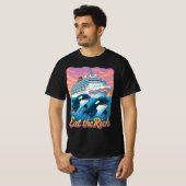 富裕層を食えシャチ 90年代シャチクジラ動物ヨット Tシャツ (正面フル)