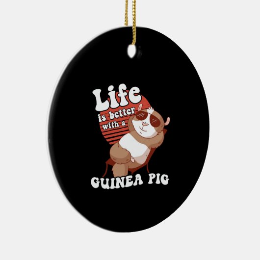 寒いモルモットの生活はモルモットの方が良い セラミックオーナメント (右)