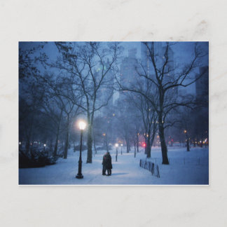 寒い夜の暖かいキス ポストカード