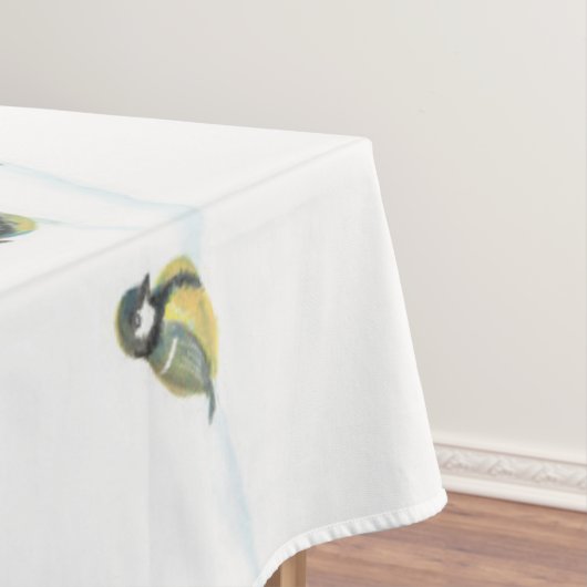 寒い晴れた日に雪の多い森の中で冬の鳥 テーブルクロス (インサイチュ)