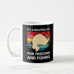 寒さと魚釣りの美しい日 コーヒーマグカップ