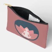 寒さに集中する アクセサリーポーチ (見開き)