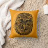 寝ているハリネズミ付きオレンジスロークッション クッション (ブランケット)