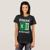 寝床ではワル、会計士コメディ スプレッドシート Tシャツ (正面フル)