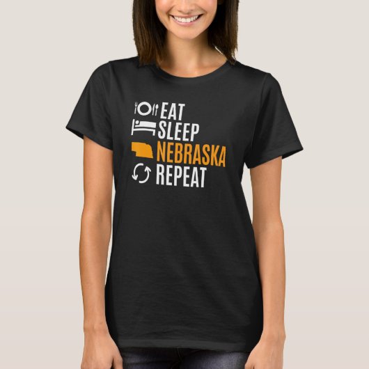 寝相食べネブラスカ反復 Tシャツ (正面)
