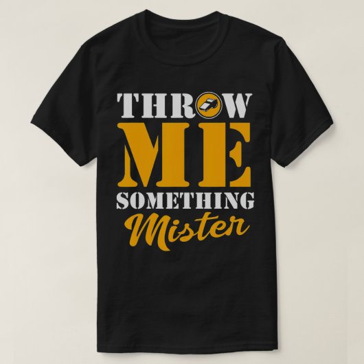 審判が何かおかしいものを投げ付ける Tシャツ (デザイン正面)