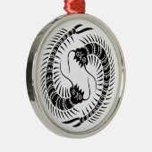 対するムカデの円 メタルオーナメント (右)