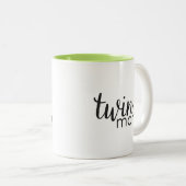 対のお母さんのマグ ツートーンマグカップ (正面右)