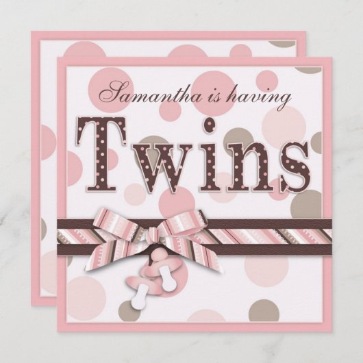 対の女の子のピンクの暗灰色はベビーシャワーに点を打ちます 招待状 (正面/裏面)