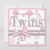 対の女の子のピンクの灰色はベビーシャワーに点を打ちます 招待状 (正面)