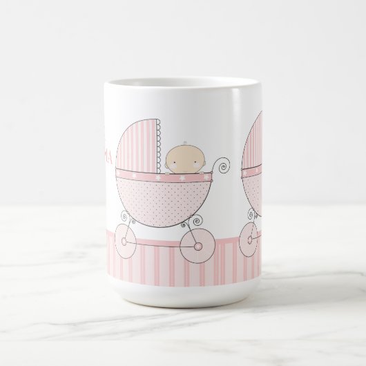 対の女の子の明るいピンクキャリッジの誇り高い祖母 コーヒーマグカップ (中央)