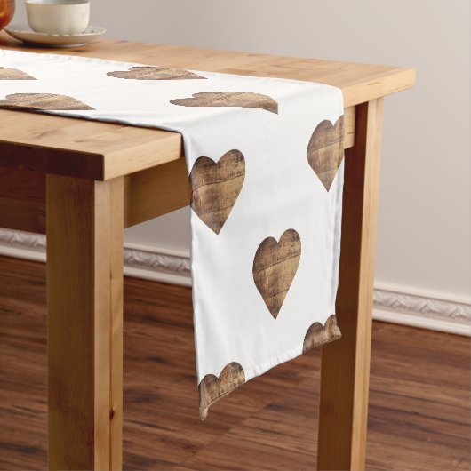対称大型素朴茶色の木製ハート ショートテーブルランナー (インサイチュ)