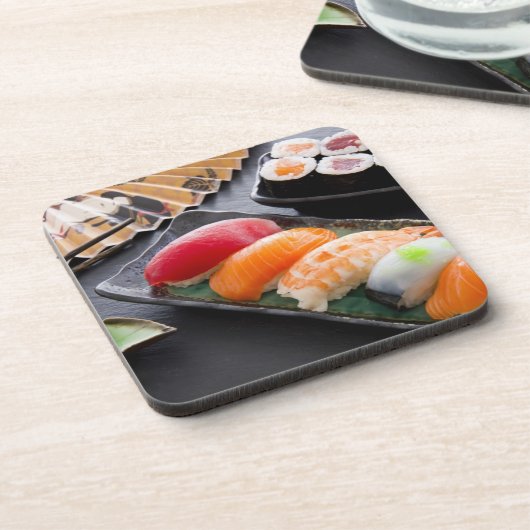 寿司およびロール コースター (左側)