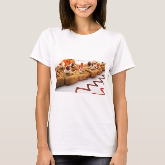 寿司 寿司ロール プレート 日本料理 アジア料理 Tシャツ (正面)