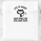 寿命が短い – まだ歯がある間のスマイル スクエアシール (バッグ)