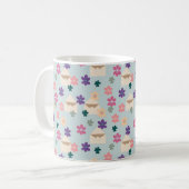 封筒で花びらパターンを開く コーヒーマグカップ (正面左)