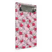 封筒のバレンタインのハート ミニクリップボード (アングル)