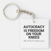 専制は膝上の自由 キーホルダー (正面)