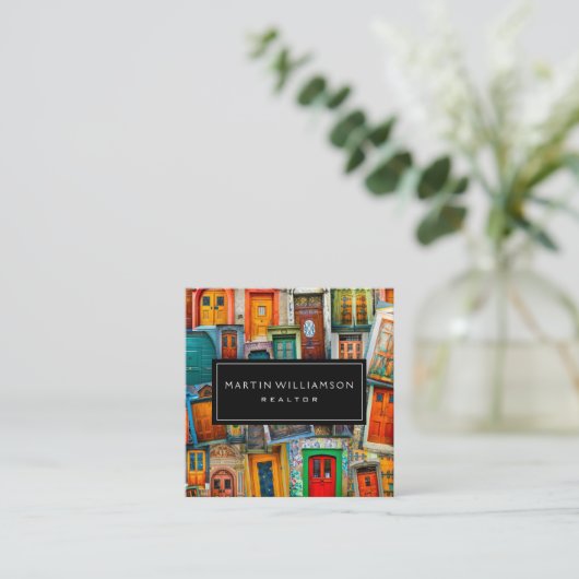 専門の不動産のモダンでクラシックなドア スクエア名刺 (スタンド正面)