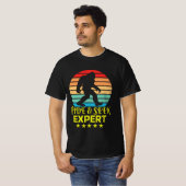 専門家のビッグフットを隠して探おもしろいす Tシャツ (正面フル)