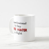 専門職補助員またはゾンビのハンター コーヒーマグカップ (正面左)