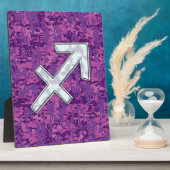 射手座〔占星術の〕十二宮図シンボルピンクデジタルカモフラージュ フォトプラーク (側面)