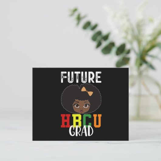 将来のHBCU卒業生 女性 卒業式 黒人大学 ポストカード (スタンド正面)