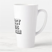 尊敬は常にファッショナブル カフェラテマグ (右)