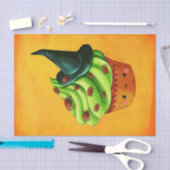 小さいくもの十分のハロウィンのカップケーキ 薄葉紙 (クラフト)