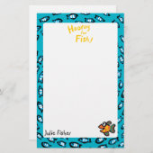 小さいオレンジ魚が付いている青い魚の学校パターン 便箋 (正面/裏面)