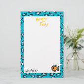 小さいオレンジ魚が付いている青い魚の学校パターン 便箋 (スタンド正面)