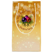 小さいクリスマスに一致する名前を追加金ゴールド抱き枕 スモールペーパーバッグ (正面)