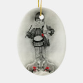 小さいドラマーの男の子のオーナメント セラミックオーナメント (裏面)