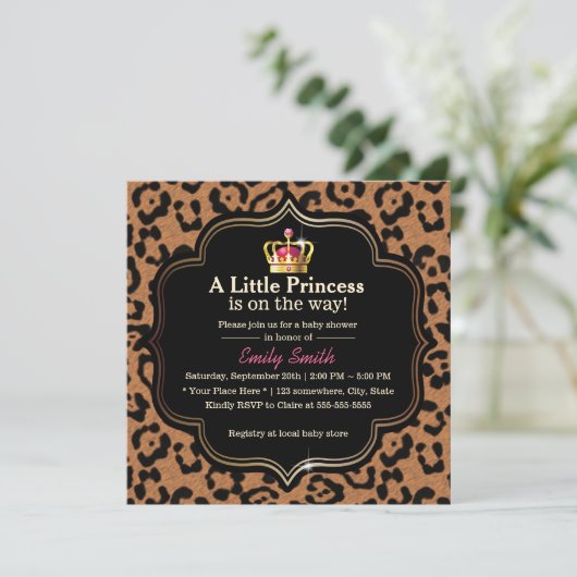 小さいプリンセスの王冠のヒョウのプリントのベビーシャワー 招待状 (スタンド正面)