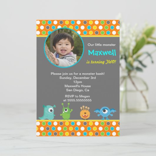 小さいモンスターの写真のバースデーパーティ招待状 招待状 (スタンド正面)