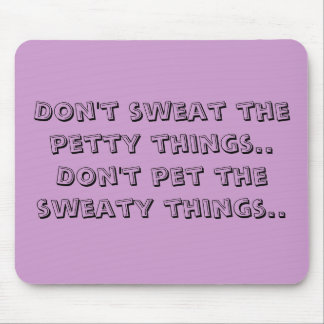 小さい事を発汗させないで下さい。sweを…かわいがらないで下さい マウスパッド