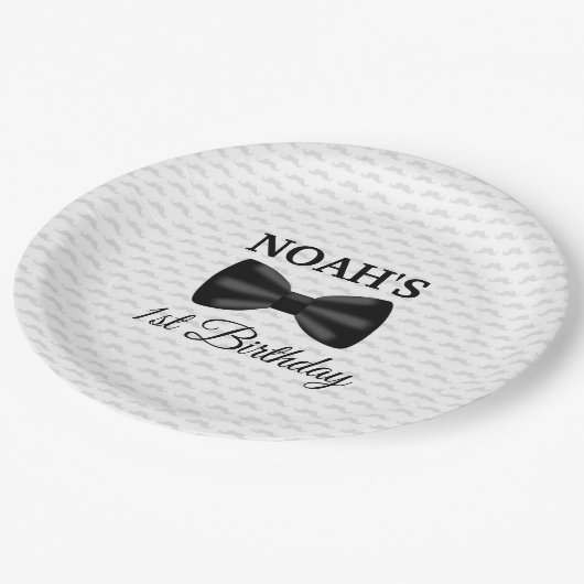 小さい人のテーマの誕生日の紙皿 ペーパープレート (アングル)