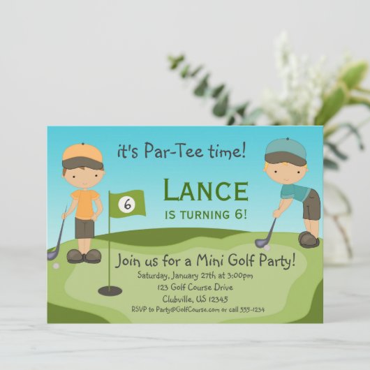 小さい男の子のゴルフ誕生日のパーティの招待状 招待状 (スタンド正面)