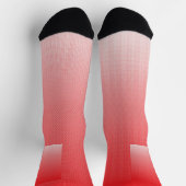 小さい赤と白正方形の背景 ソックス (上部)