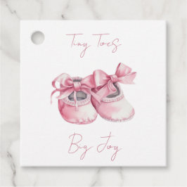 小さい足の指。大きな喜び。女の子だ。 フェイバータグ