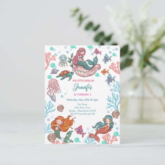 小さくてかわいいリトルマーメイドの誕生日招待状 ポストカード (スタンド正面)