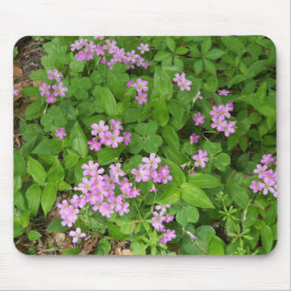 小さくてピンクの上品な野の花 マウスパッド